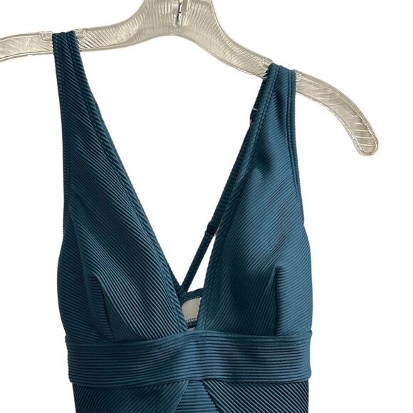 Cupshe Women's Blue One Piece Swimsuit V-Neck Cross-Back Size S - Picture 14 of 15